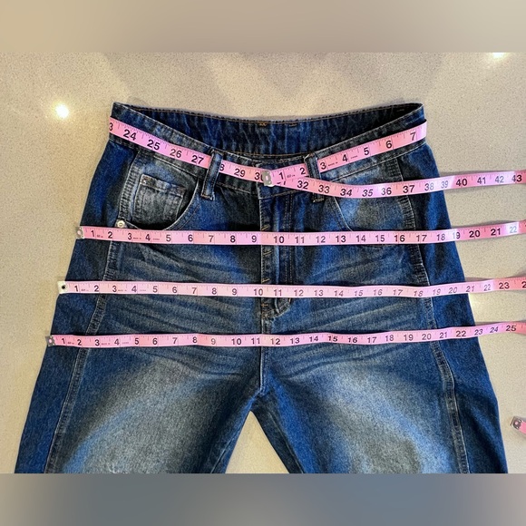 Barrel Jeans … see pics of approximate measurements before purchasing - Picture 6 of 10